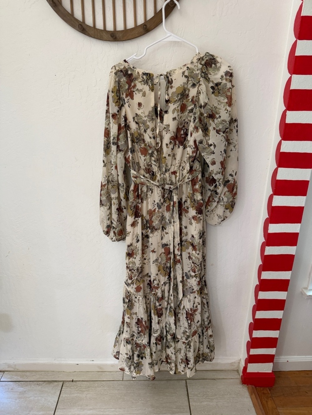 Storia Earthy Floral Flowy Boho Mid Maxi Tie Back Blouson Tiered Dress Small - Picture 6 of 6